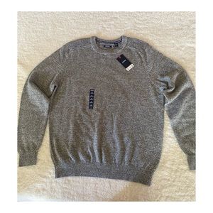 Izod Sweater Adult medium Grey Crewneck Pullover Long Sleeve Men NEW